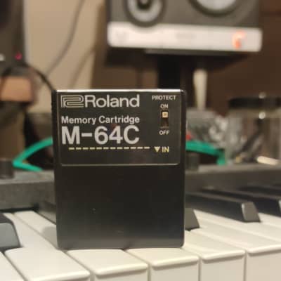 ROLAND M-64C ( AJuno 2,MKS-70, MKS-80, TR-707, TR-727, TR-909, JX-3P,JX-8P etc)