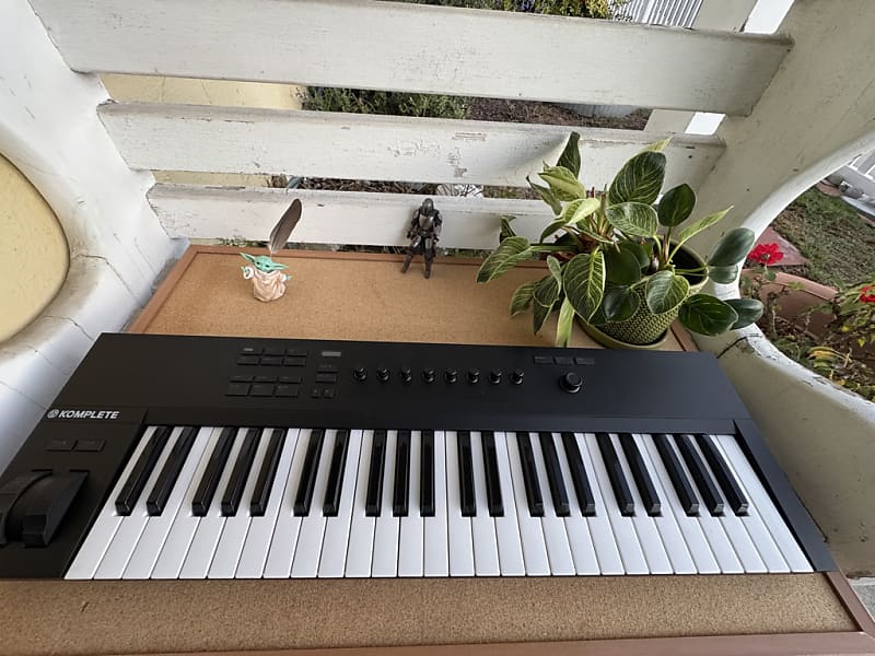 Native Instruments Komplete Kontrol A61 【公式通販】