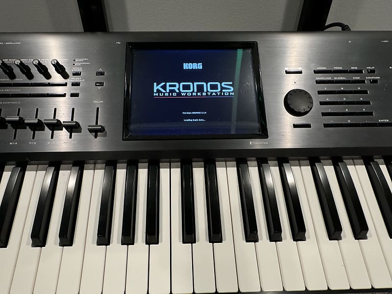 Korg Kronos 61 Key Workstation Keyboard | Reverb