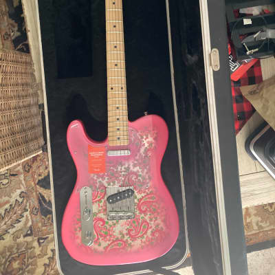 Fender Fender Limited Edition FSR Classic '69 Telecaster MIJ Pink Paisley w/ Maple Fretboard 2021 - Pink Paisley image 3