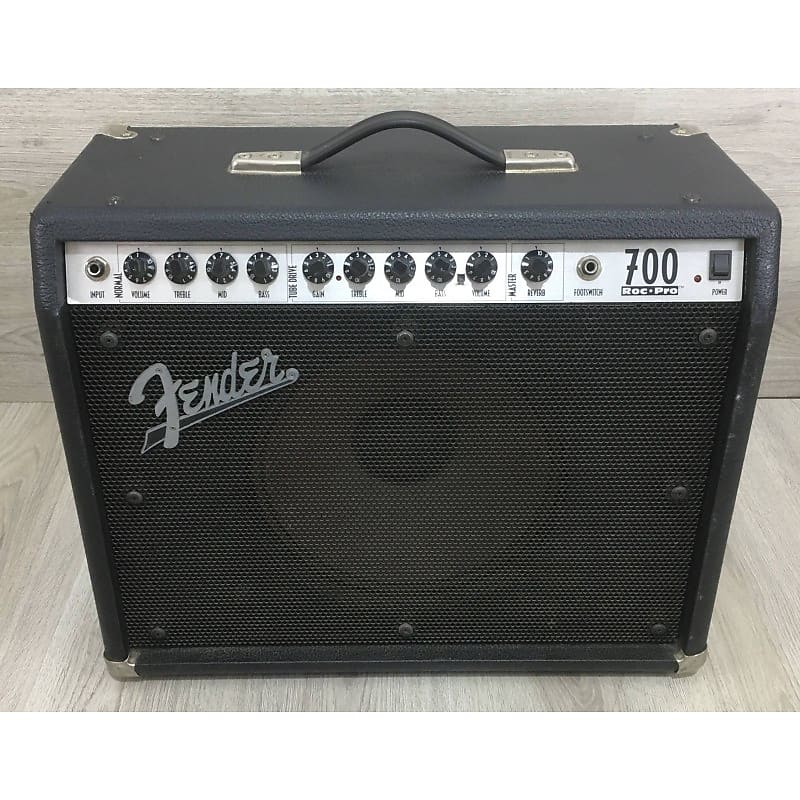 Fender Roc Pro 700 Reverb