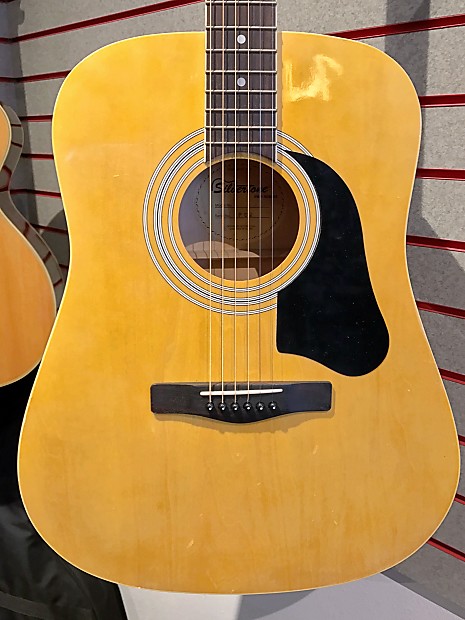 Silvertone pd2 acoustic guitar natural top