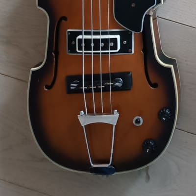 Conrad Violin Bass 1960s - Sunburst image 11