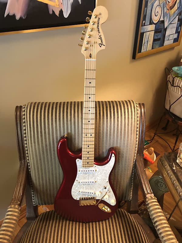 Fender Stratocaster 2012 - Candy Apple Red image 1