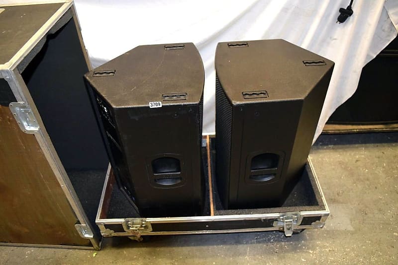 RCF TT25A HIGH OUTPUT 2 WAY SPEAKER (PAIR) Reverb