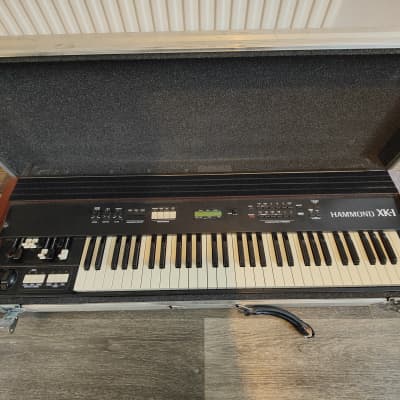 Hammond XK-1 Organ 2010s - Black / Wood. Includes Flight case & Yamaha expression pedal