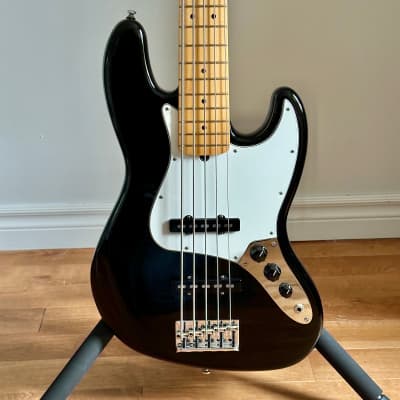Fender American Standard Jazz Bass V Maple Fingerboard, Black image 9