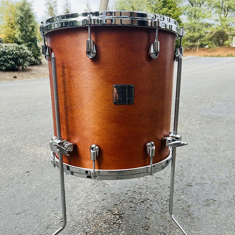 Yamaha Maple custom absolute Nouveau 14 legged floor tom drum Silver Badge Vintage natural 14x14