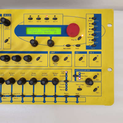 Waldorf Q Rack Synth - 16-Voice Rackmount Synthesizer 1999 - 2011 - Yellow image 3