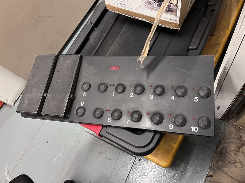 ART X15 Ultrafoot with Continuous Controllers Reverb