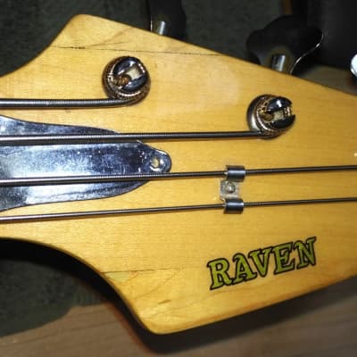 Raven 4 string Bass 1960s - Red SunBurst image 3