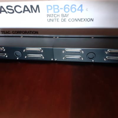 中古音響機器 TASCAM PB664 64穴バンタムパッチベイ】 山陽電子