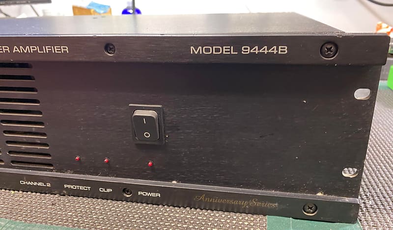 Altec Lansing 9444B Power Amp