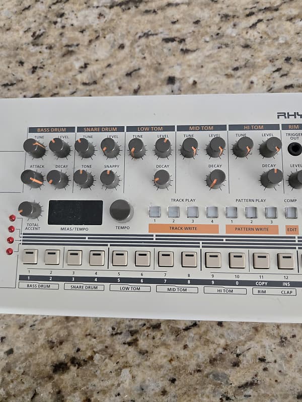Roland Boutique Series TR-09 Rhythm Performer Drum Machine