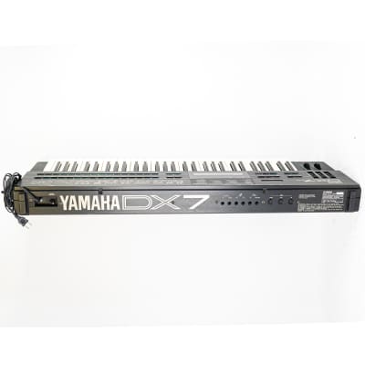 Vintage Yamaha DX7IID Synthesizer - Nostalgic Soundscapes from this Retro Classic image 8