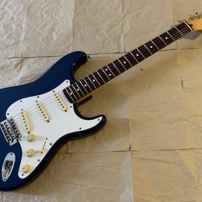Fender MIM Standard Stratocaster Rosewood Fboard 2006 Electron Blue 60years Diamond Anniversary   VGC modded with Fender Noiseless pickups set with Deluxe Fender GigBag image 2