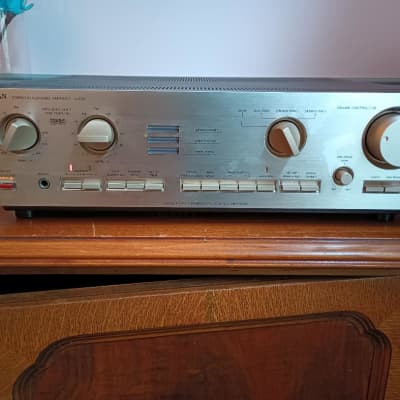 Used Luxman LV-117 Integrated amplifiers for Sale