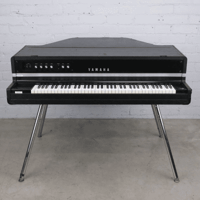 ◆大感謝祭!! YAMAHA CP-70B エレピ G1K22626 ◇大感謝祭!! YAMAHA CP-70B エレピ G1K22626