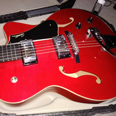Godin 5th Avenue Uptown GT Red Trans image 2