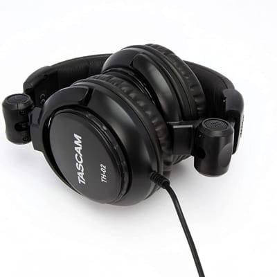 Tascam TH-02 Closed Back Studio Headphones, Black image 5