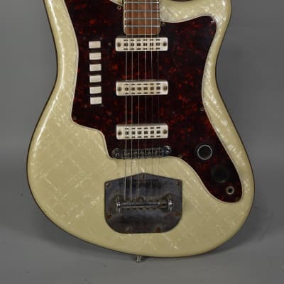 1960s Eko Model 500/3 Pearl Finish Electric Guitar image 2