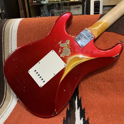 Fender Custom Shop LTD 1962 Stratocaster Heavy Relic Aged Candy Apple Red over 3Tone Sunburst [SN CZ568582] (01/29) image 3