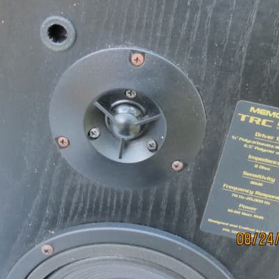 Memorex TRC-505 2 Way Corner Mount Speakers. One Pair image 9