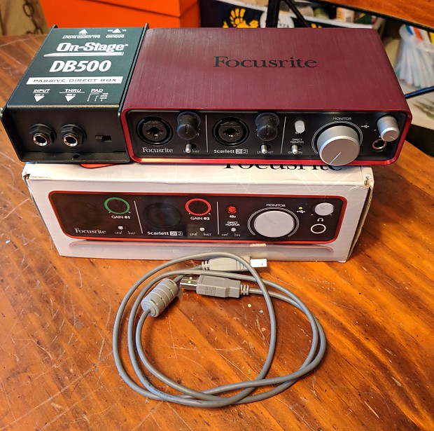 Focusrite Scarlet 2i2 1st Gen w/ DI Box Reverb