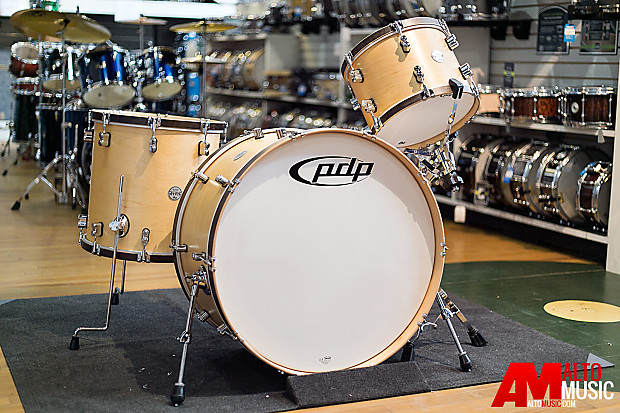 PDP Concept Series Classic Wood Hoop Shell Kit with 26 Bass Drum