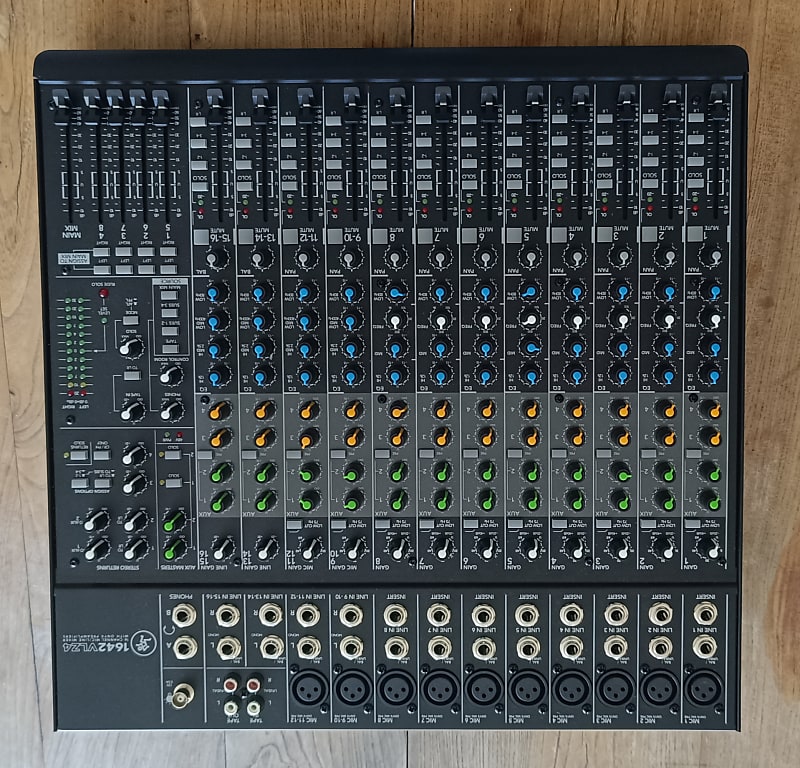 Mackie 1642VLZ4 16-Channel Mic / Line Mixer 2014 - Present - Black image 1