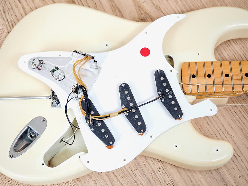 ストラトキャスタータイプ 1997 Fender Stratocaster '68 Vintage Reissue ST68-80TX | Reverb