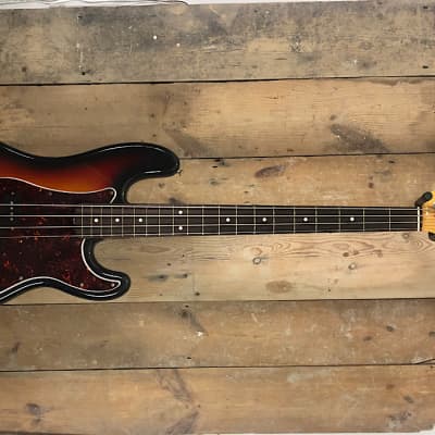 ベース 1982 JV Squier by Fender Precision Bass 1982 Squier JV Precision Bass - BassBros