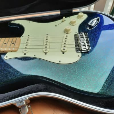 Fender Stratocaster FSR 2004 Flip Flop Green Blue Sparkle Flake image 3