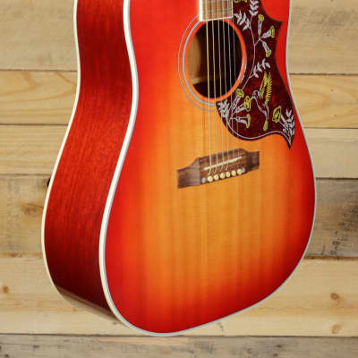Gibson 2018 Hummingbird Acoustic/Electric Guitar Vintage Cherry Sunburst w/ Case 