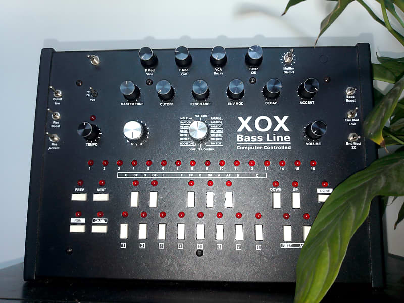 x0xb0x w/ ATOMIC MODS Roland TB-303 Reverse Engineered Clone Acid Bass Line  Synthesizer