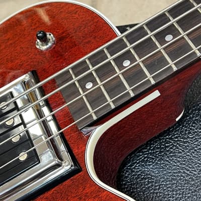 2013 Guild USA M-85 Bass Cherry Red 1 of 25 rare w case image 7