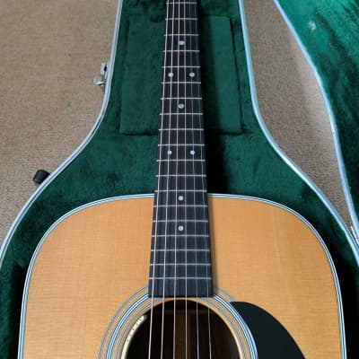 Martin D28 USA  2000 with LR Baggs acoustic guitar pickup image 5