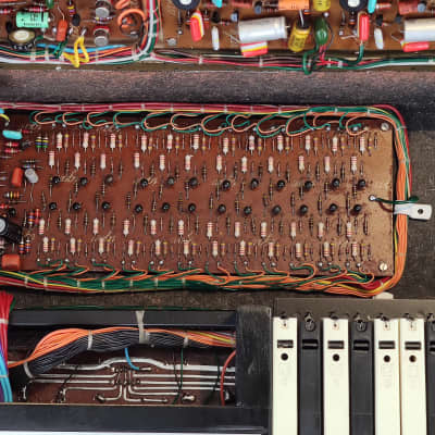 Analogue string synth Logan/Hohner String Melody I (1973) image 17