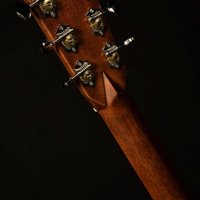 Martin Guitars Custom Shop 00-28 image 4