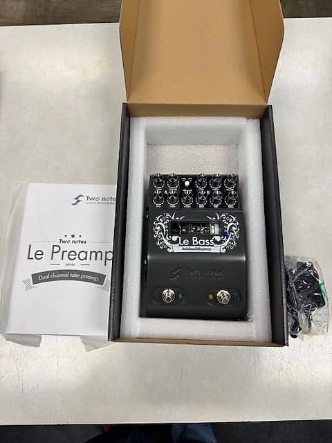 Two Notes Le Bass 2-Channel Tube Bass Preamp | Reverb