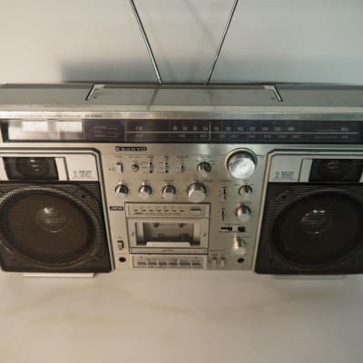 Vintage Sanyo M-X920 Vintage Stereo Cassette Recorder Boombox 