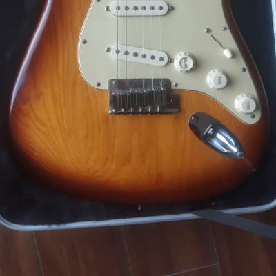 Fender American Deluxe Stratocaster Ash with Rosewood Fretboard 2004 - 2010 - Tobacco Sunburst image 12