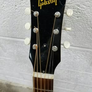 2002 Gibson J-50 Reissue Acoustic Guitar Great Sound & Player image 3