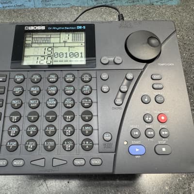 Boss DR-5