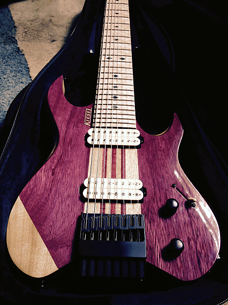 人気の Kiesel / Carvin Vader Headless 2015 Purple Heart top, White 弦楽器