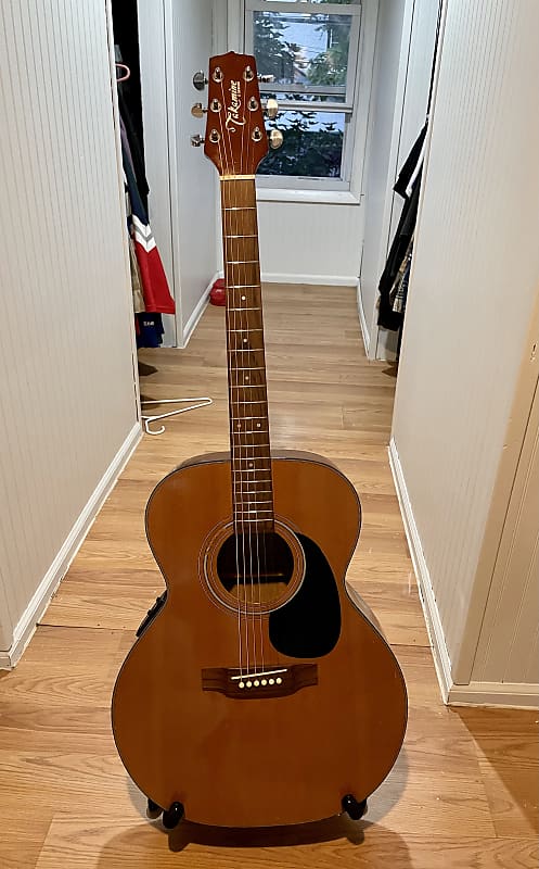 Takamine on sale g230 price