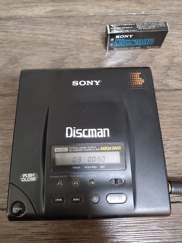 Sony Sony D-303 Audiophile Vintage Discman. Metal With Case
