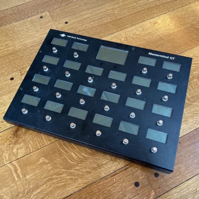 すてぃーぶるかちゃんMFC-101 フットコントローラー Fractal Audio MFC-101 Mark I MIDI Foot Controller | Reverb