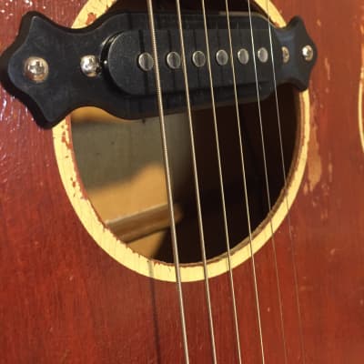 Late '50s United-made Parlor guitar, electrified image 7