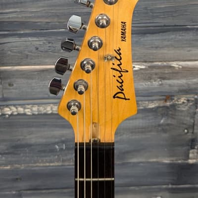 Used Yamaha Pacifica 112 Electric Guitar with Gig Bag image 3